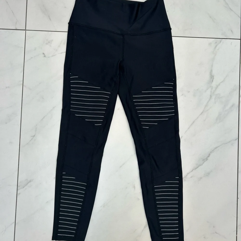 ALO rare moto style Black Leggings with white stripes 7/8 length
